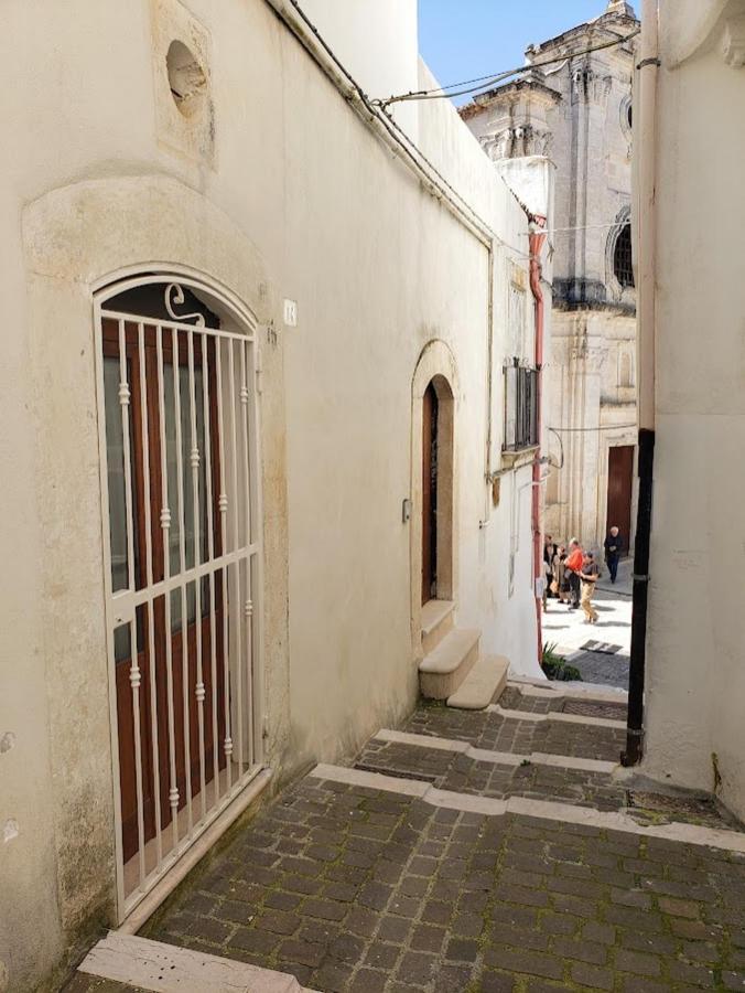 Апартаменты Casa Santa Chiara - Affitti Brevi Italia Монте-Сант'Анджело Экстерьер фото